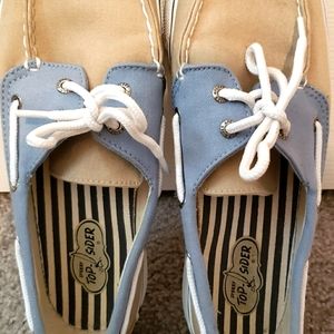 Sperry boat shoes